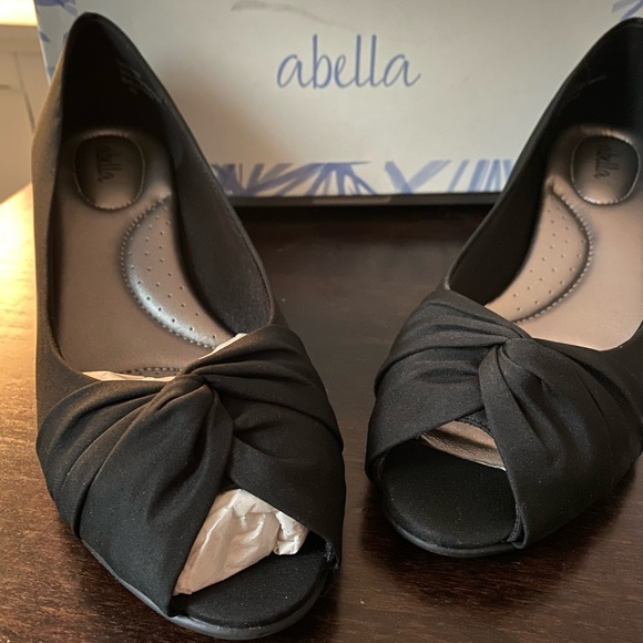 Abella Shoes New Abella Cadidia Size 95 Poshmark